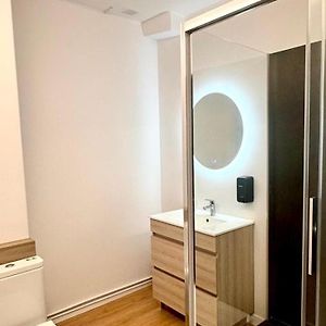 Habitación Estándar con 2 Camas Individuales